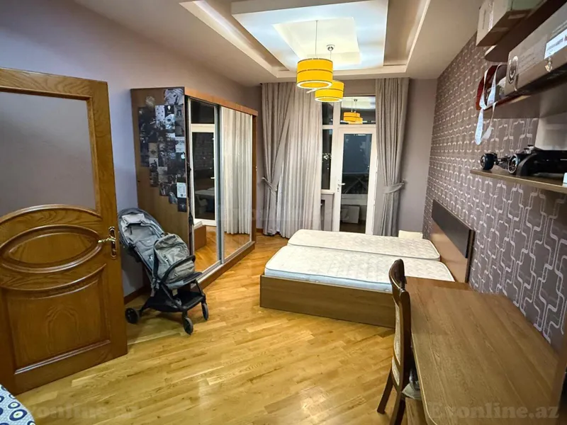 Satılır 4 otaqlı Mənzil Yeni tikili 156 m² Qara Qarayev m. - şəkil 6