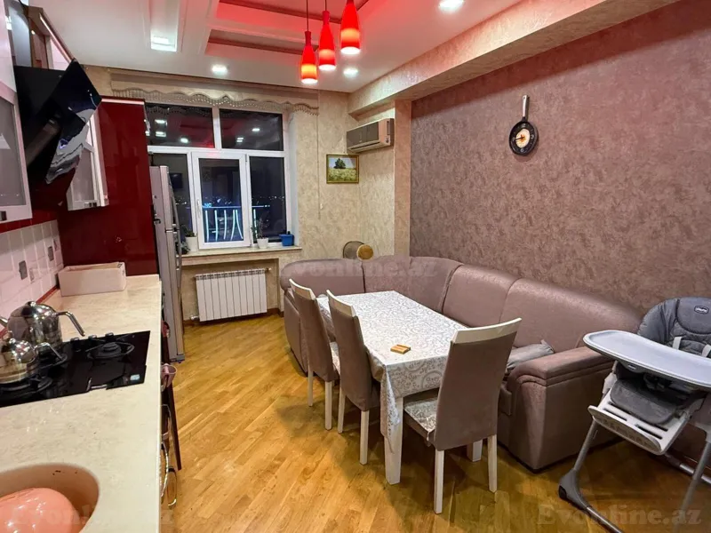 Satılır 4 otaqlı Mənzil Yeni tikili 156 m² Qara Qarayev m. - şəkil 10