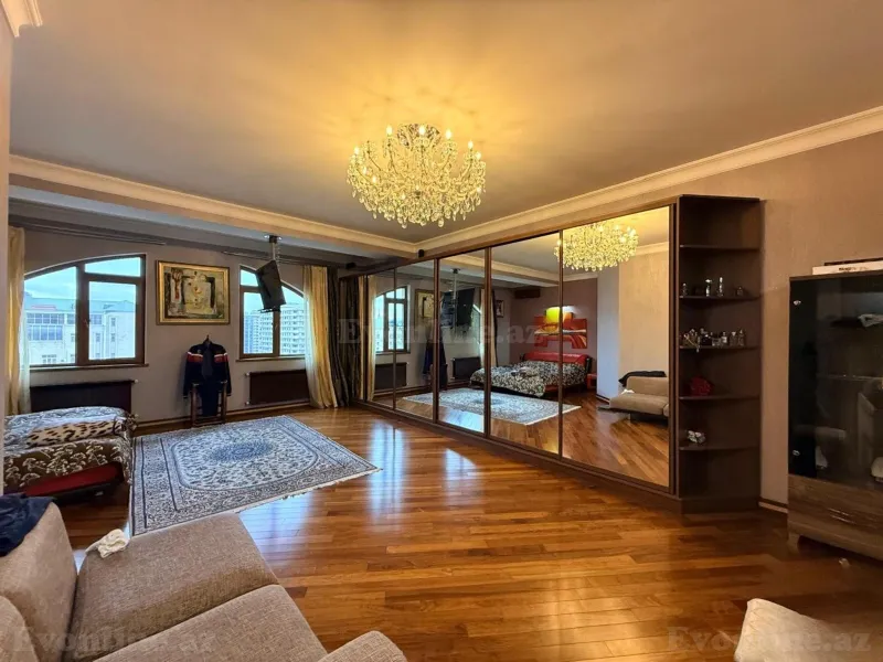 Satılır 4 otaqlı Mənzil Yeni tikili 220 m² 28 May m. - şəkil 7