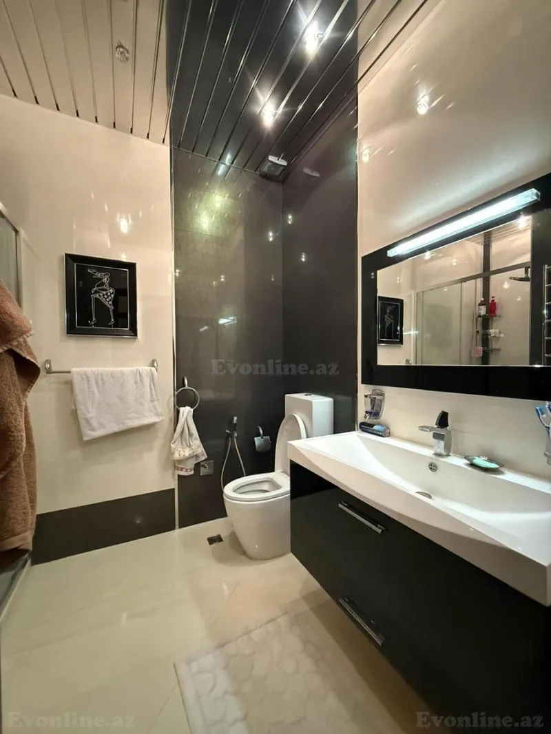 Satılır 4 otaqlı Mənzil Yeni tikili 220 m² 28 May m. - şəkil 17