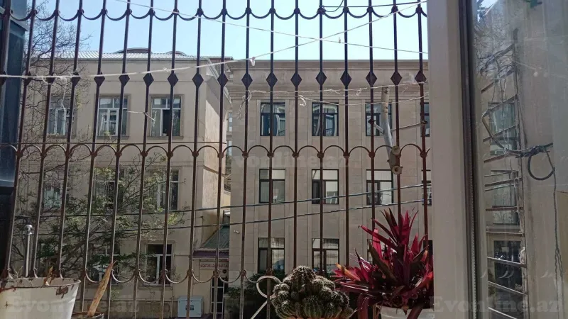 Kirayə verilir 4 otaqlı Mənzil Köhnə tikili 60 m² Bayıl - şəkil 6