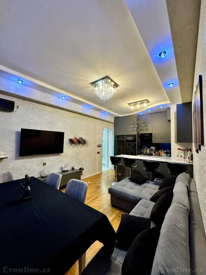 Satılır 3 otaqlı Mənzil Yeni tikili 70 m² Yeni Günəşli