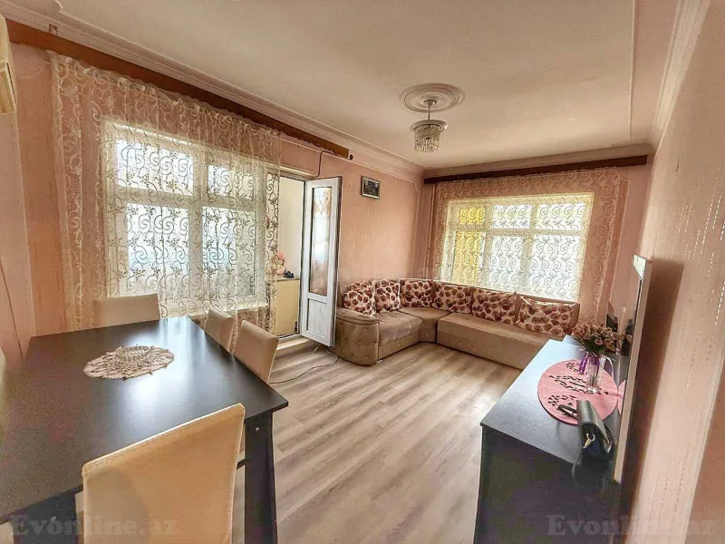 Kirayə verilir 3 otaqlı Mənzil Köhnə tikili 65 m² Hövsan