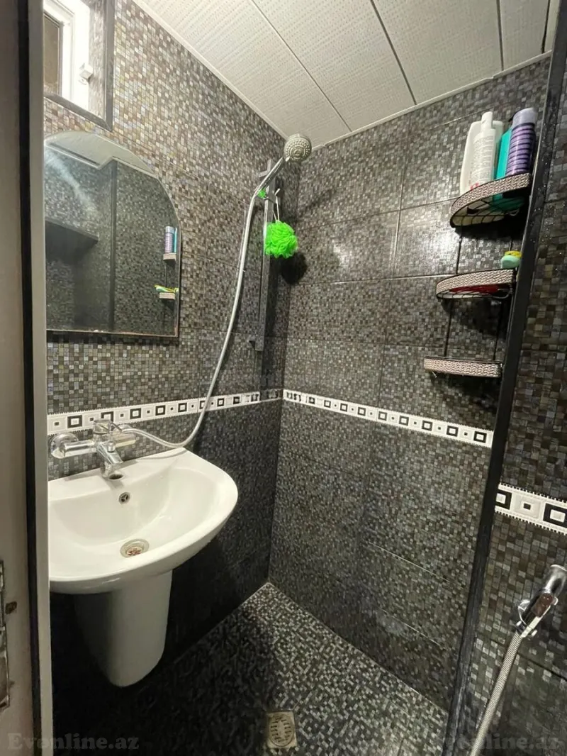 Kirayə verilir 2 otaqlı Mənzil Köhnə tikili 40 m² Səbail r. - şəkil 10