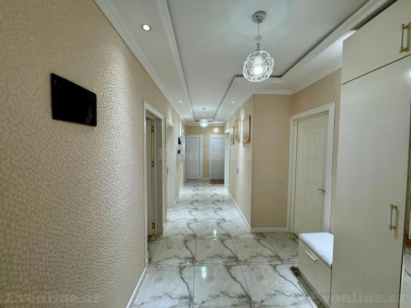 Satılır 5 otaqlı Mənzil Köhnə tikili 110 m² Yeni Günəşli - şəkil 5