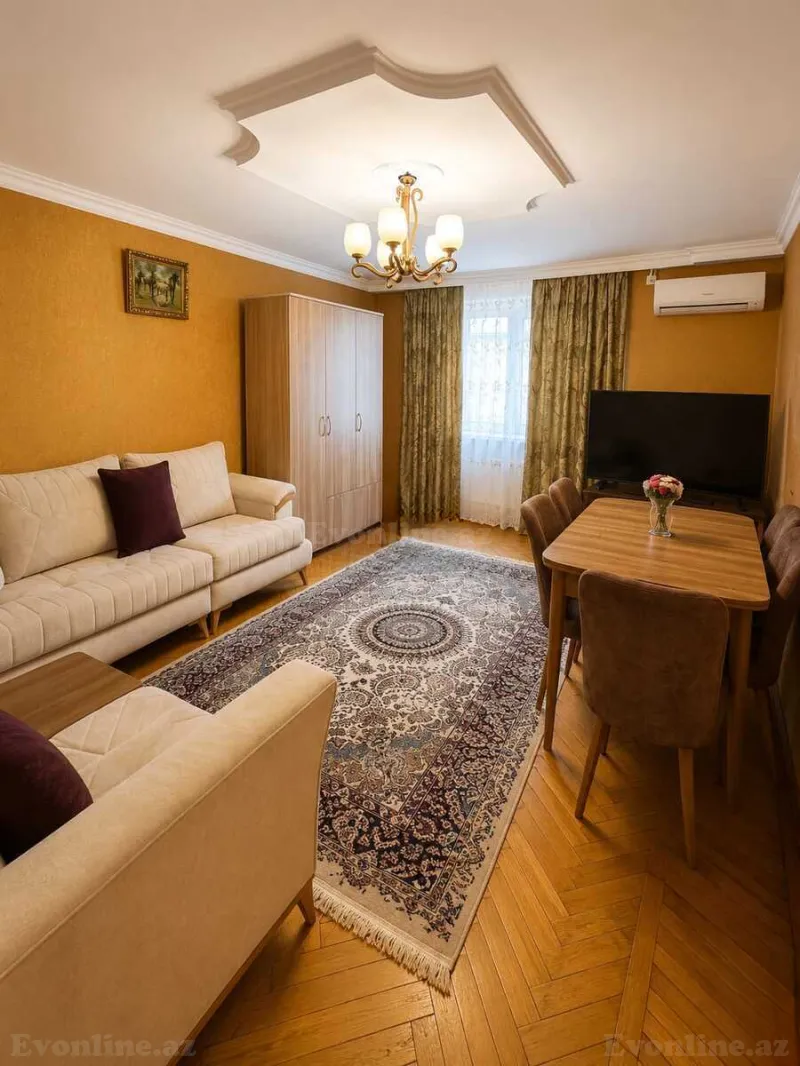 Satılır 2 otaqlı Mənzil Köhnə tikili 61 m² 28 May m. - şəkil 2