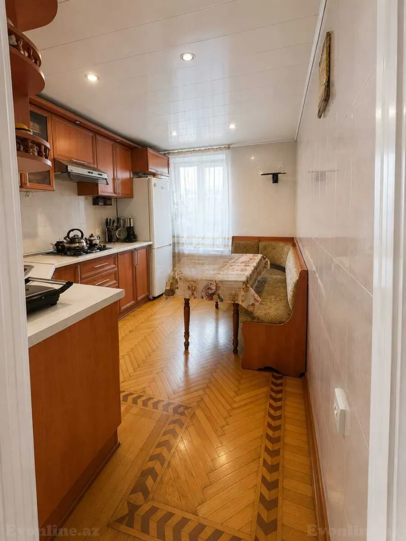 Satılır 2 otaqlı Mənzil Köhnə tikili 61 m² 28 May m. - şəkil 14