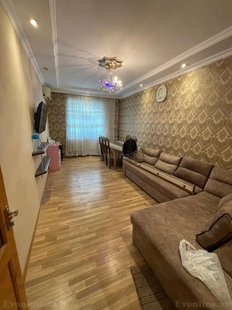Kirayə verilir 3 otaqlı Mənzil Köhnə tikili 60 m² Bakıxanov