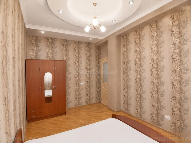 Kirayə verilir 3 otaqlı Mənzil Yeni tikili 130 m² Nəsimi m. - şəkil 3
