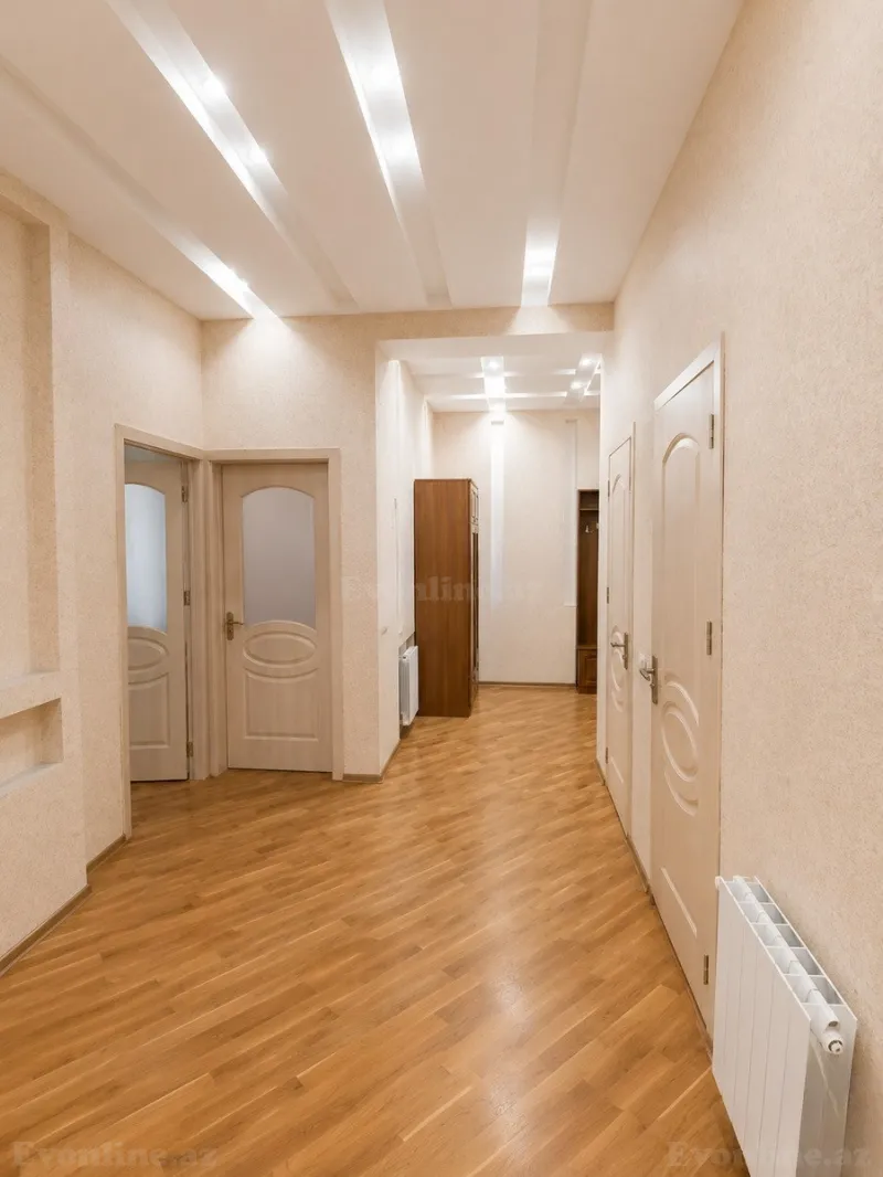 Kirayə verilir 3 otaqlı Mənzil Yeni tikili 130 m² Nəsimi m. - şəkil 7