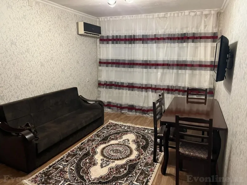 Kirayə verilir 2 otaqlı Mənzil Köhnə tikili 60 m² Qara Qarayev m.