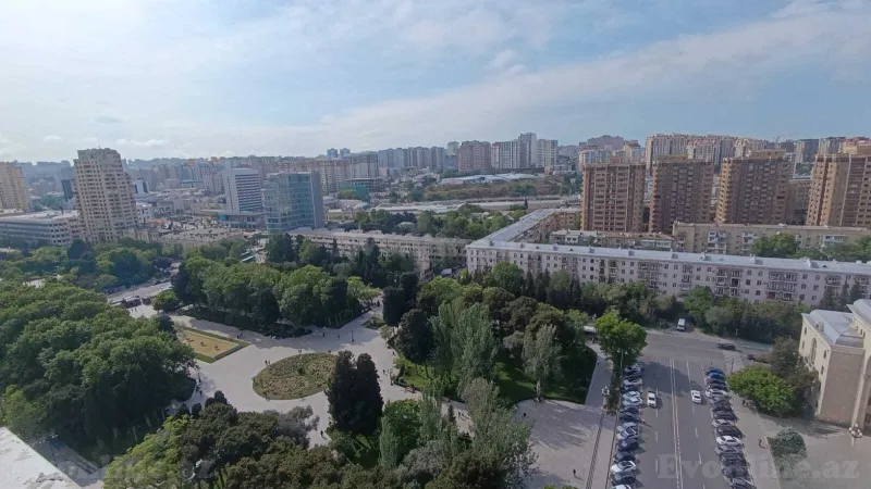 Satılır 4 otaqlı Mənzil Yeni tikili 255 m² 28 May m. - şəkil 11
