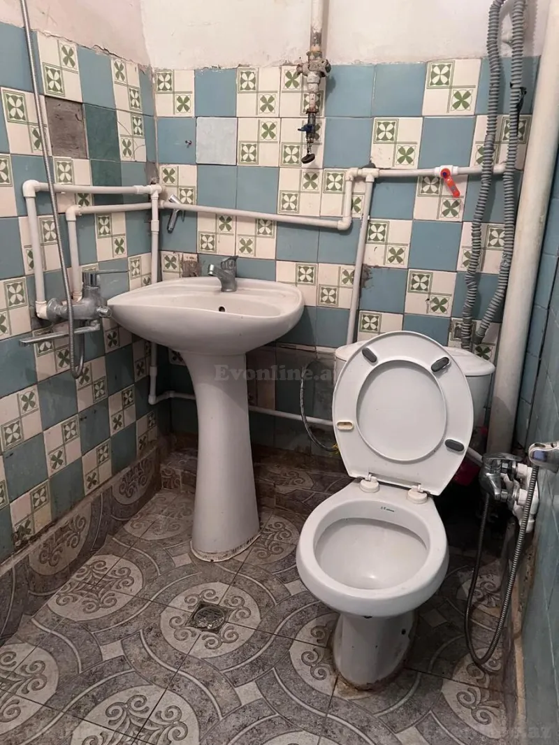 Kirayə verilir 3 otaqlı Mənzil Köhnə tikili 65 m² Nizami r. - şəkil 9