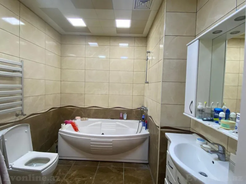 Kirayə verilir 2 otaqlı Mənzil Yeni tikili 80 m² Azadlıq prospekti m. - şəkil 8