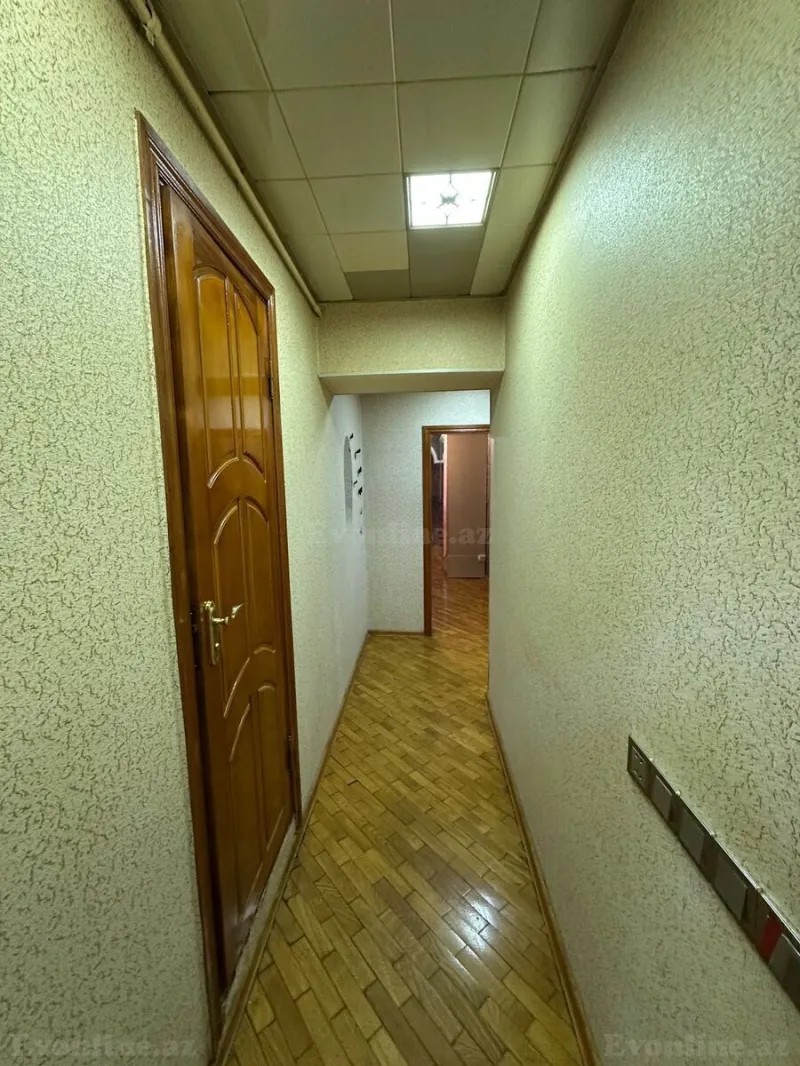 Satılır 4 otaqlı Mənzil Köhnə tikili 100 m² Nizami r. - şəkil 14