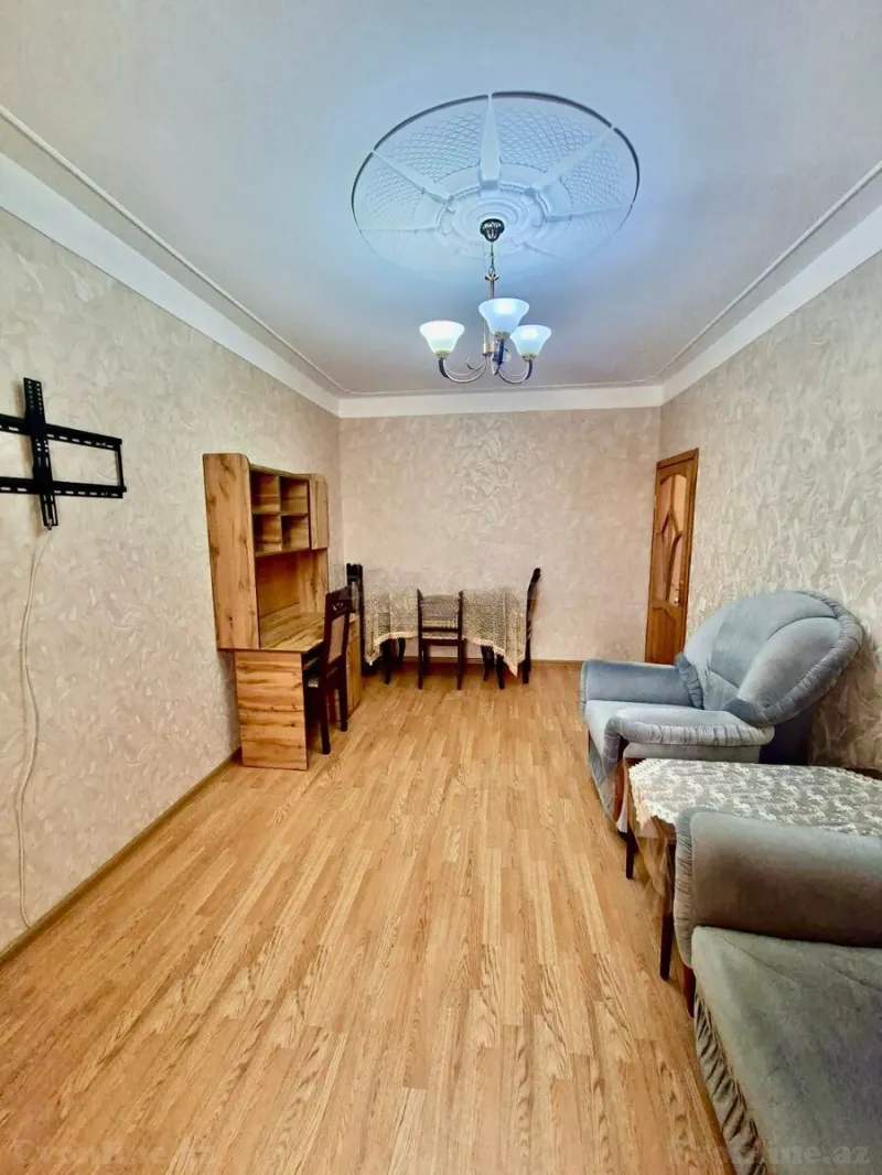 Satılır 2 otaqlı Mənzil Köhnə tikili 40 m² Nizami r. - şəkil 2