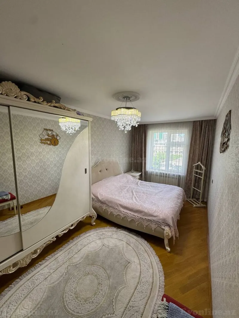 Satılır 4 otaqlı Mənzil Köhnə tikili 120 m² Yasamal r. - şəkil 15