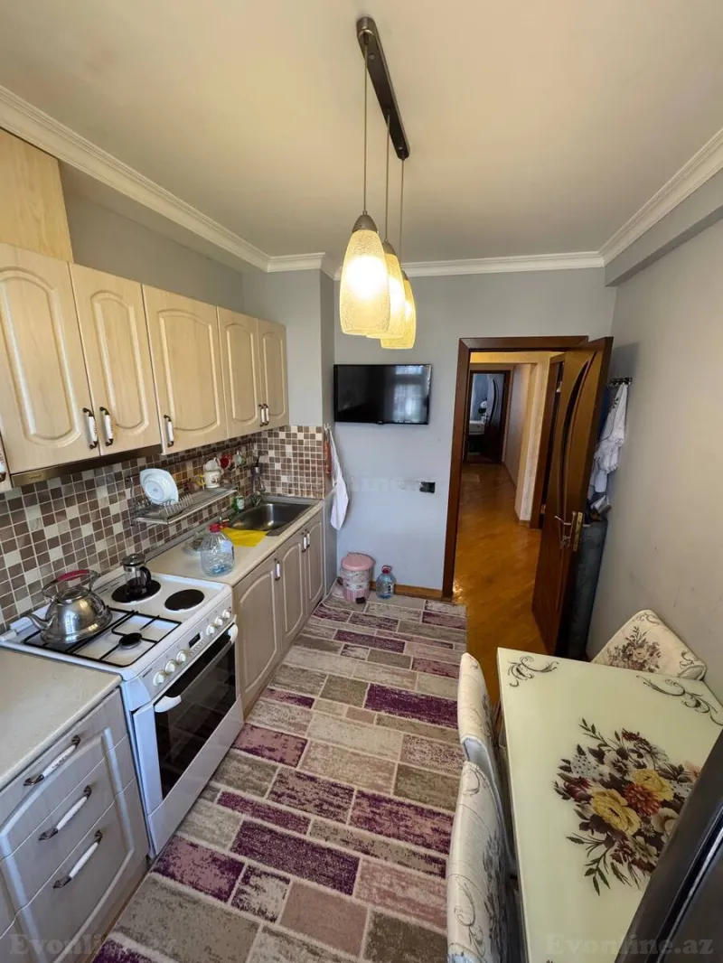 Satılır 4 otaqlı Mənzil Köhnə tikili 120 m² Yasamal r. - şəkil 18