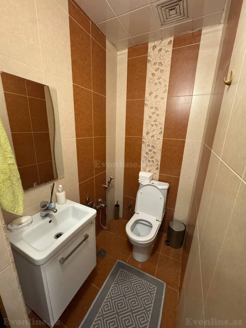 Satılır 4 otaqlı Mənzil Köhnə tikili 120 m² Yasamal r. - şəkil 20
