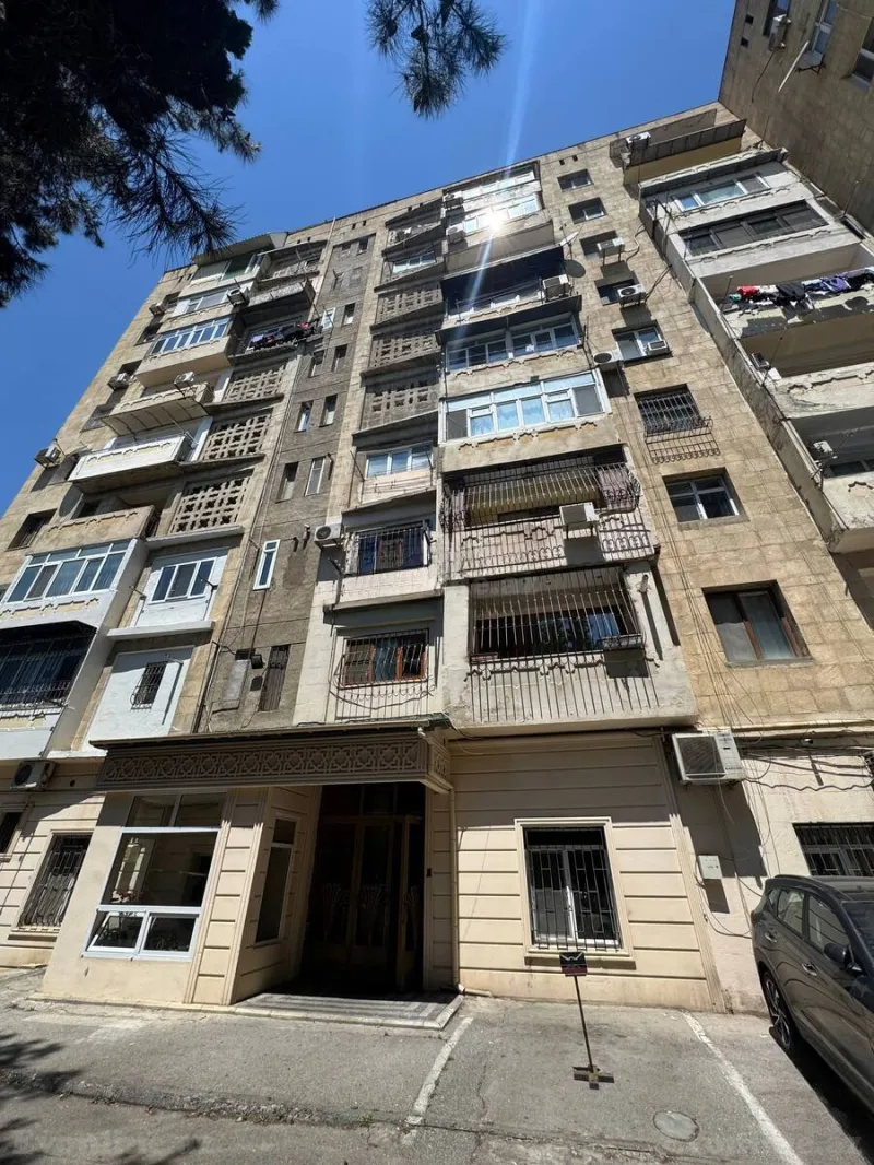 Satılır 4 otaqlı Mənzil Köhnə tikili 120 m² Yasamal r. - şəkil 27