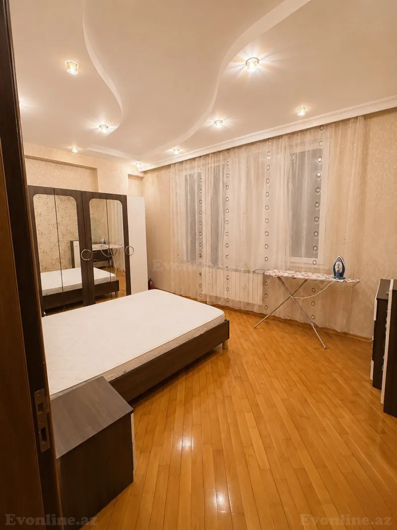 Kirayə verilir 3 otaqlı Mənzil Yeni tikili 130 m² Nəsimi m. - şəkil 3