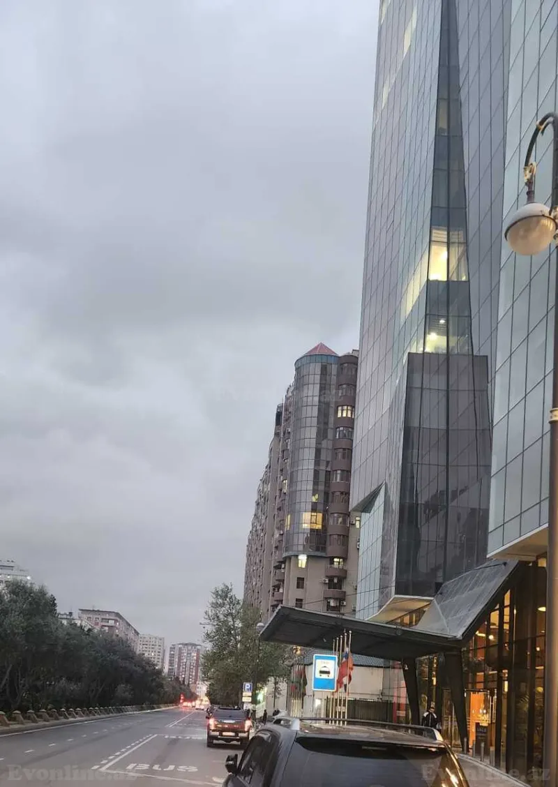 Kirayə verilir 2 otaqlı Mənzil Yeni tikili 70 m² Xətai m. - şəkil 14