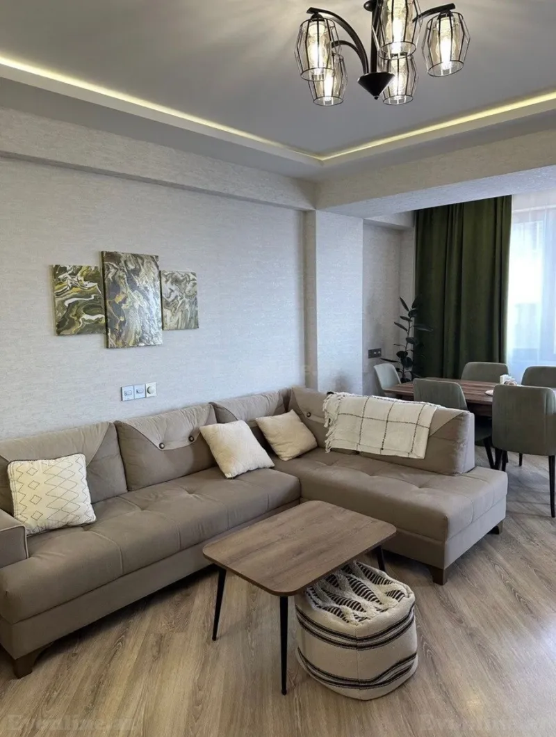 2 otaqlı Mənzil 67 m² Qara Qarayev m. Satılır