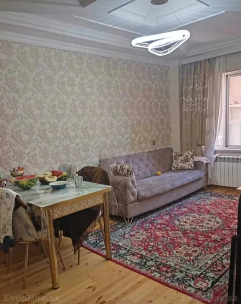 Satılır 2 otaqlı Mənzil Köhnə tikili 40 m² Yeni Günəşli
