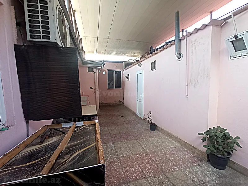 Satılır 3 otaqlı Həyət evi 90 m² Yasamal r. - şəkil 2