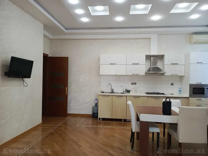 Kirayə verilir 3 otaqlı Mənzil Yeni tikili 165 m² Nəsimi r. - şəkil 4