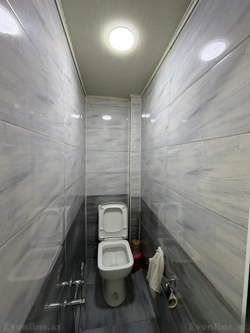 Satılır 2 otaqlı Mənzil Köhnə tikili 50 m² Neftçilər m. - şəkil 7