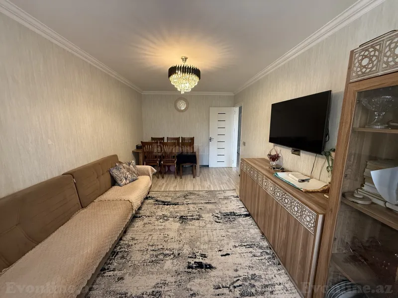 Satılır 3 otaqlı Mənzil Köhnə tikili 75 m² Neftçilər m. - şəkil 3