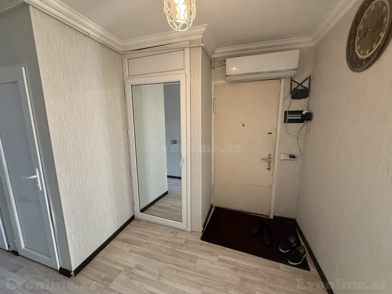 Satılır 3 otaqlı Mənzil Köhnə tikili 75 m² Neftçilər m. - şəkil 12