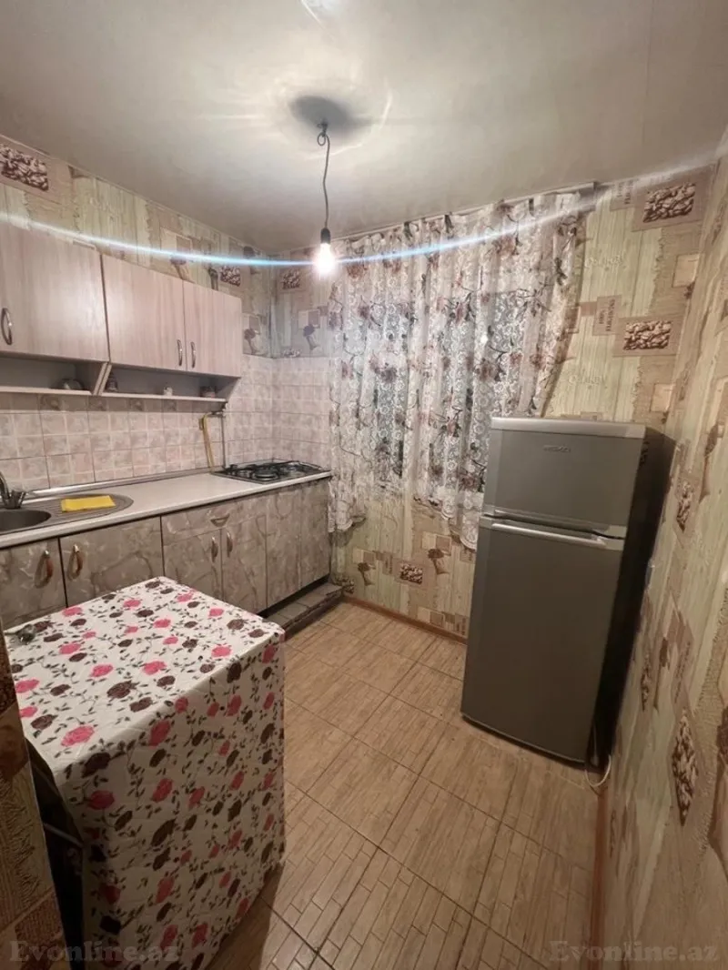 Kirayə verilir 2 otaqlı Mənzil Köhnə tikili 50 m² Neftçilər m. - şəkil 7