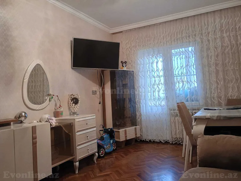 Kirayə verilir 3 otaqlı Mənzil Köhnə tikili 75 m² Yeni Yasamal - şəkil 3