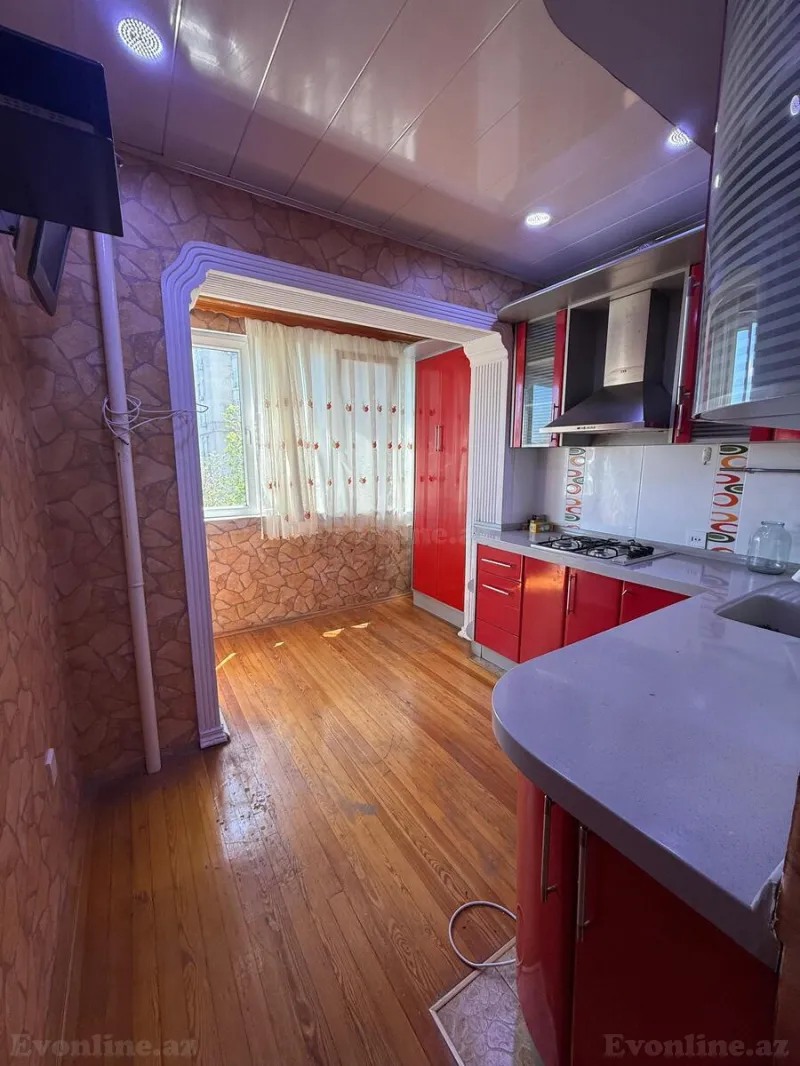 Satılır 2 otaqlı Mənzil Köhnə tikili 52 m² Binəqədi r. - şəkil 5