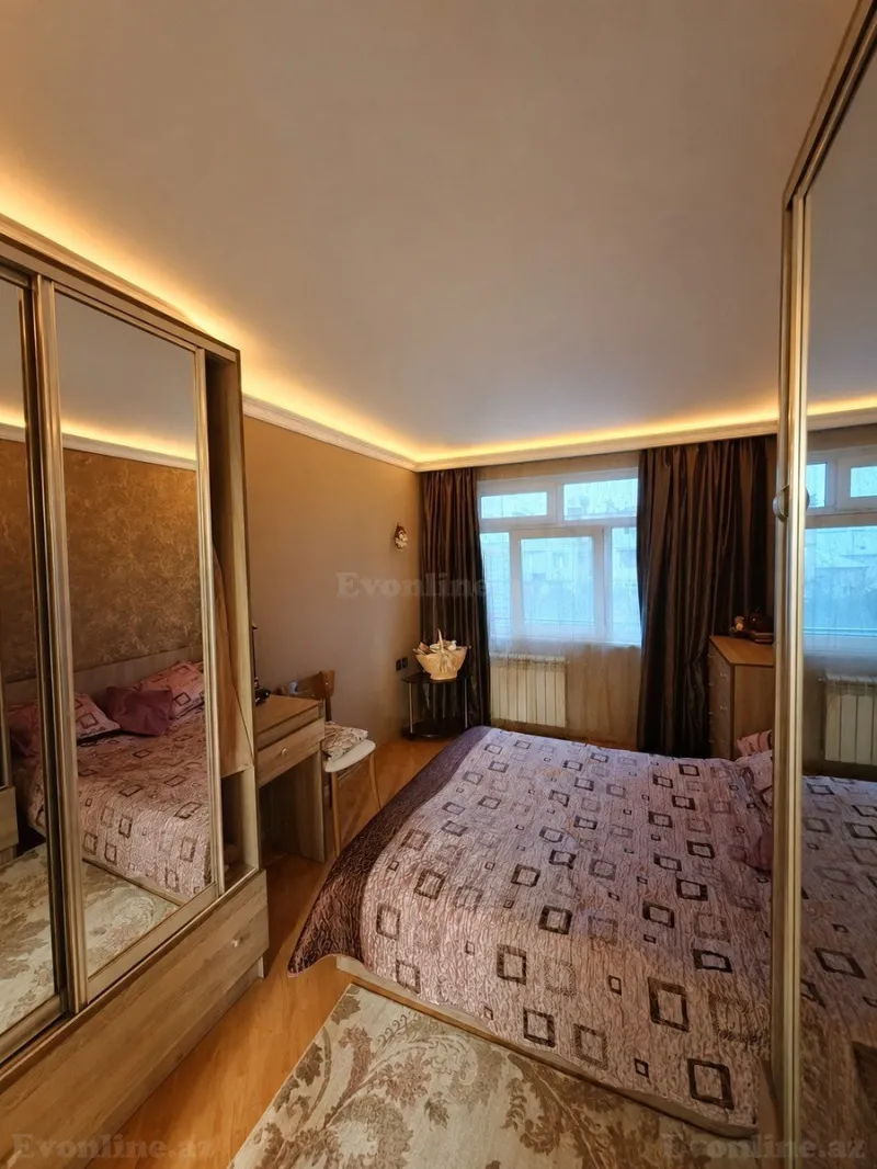 Satılır 2 otaqlı Mənzil Köhnə tikili 61 m² Yasamal r. - şəkil 9