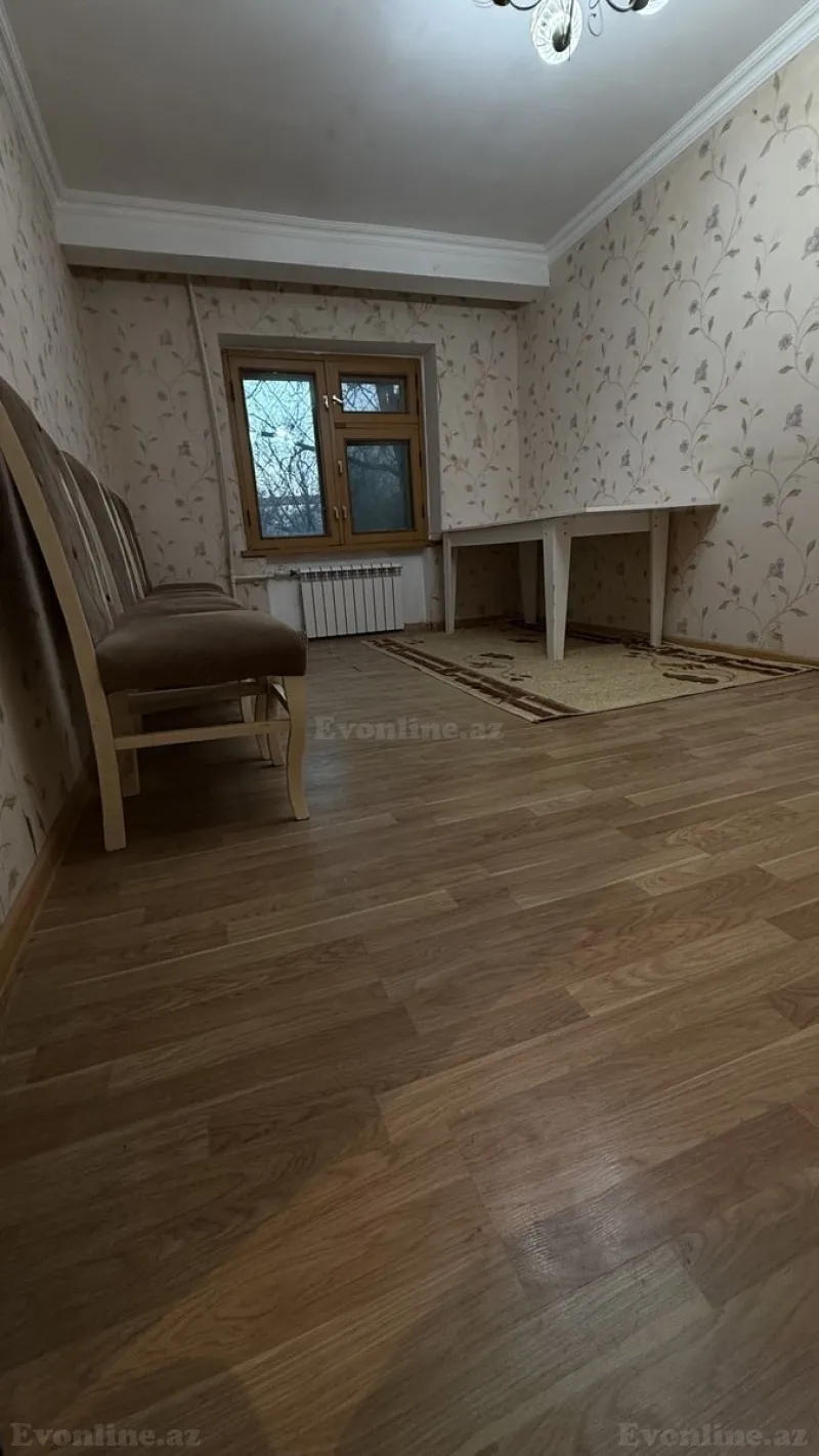 Satılır 2 otaqlı Mənzil Köhnə tikili 60 m² Neftçilər m. - şəkil 3