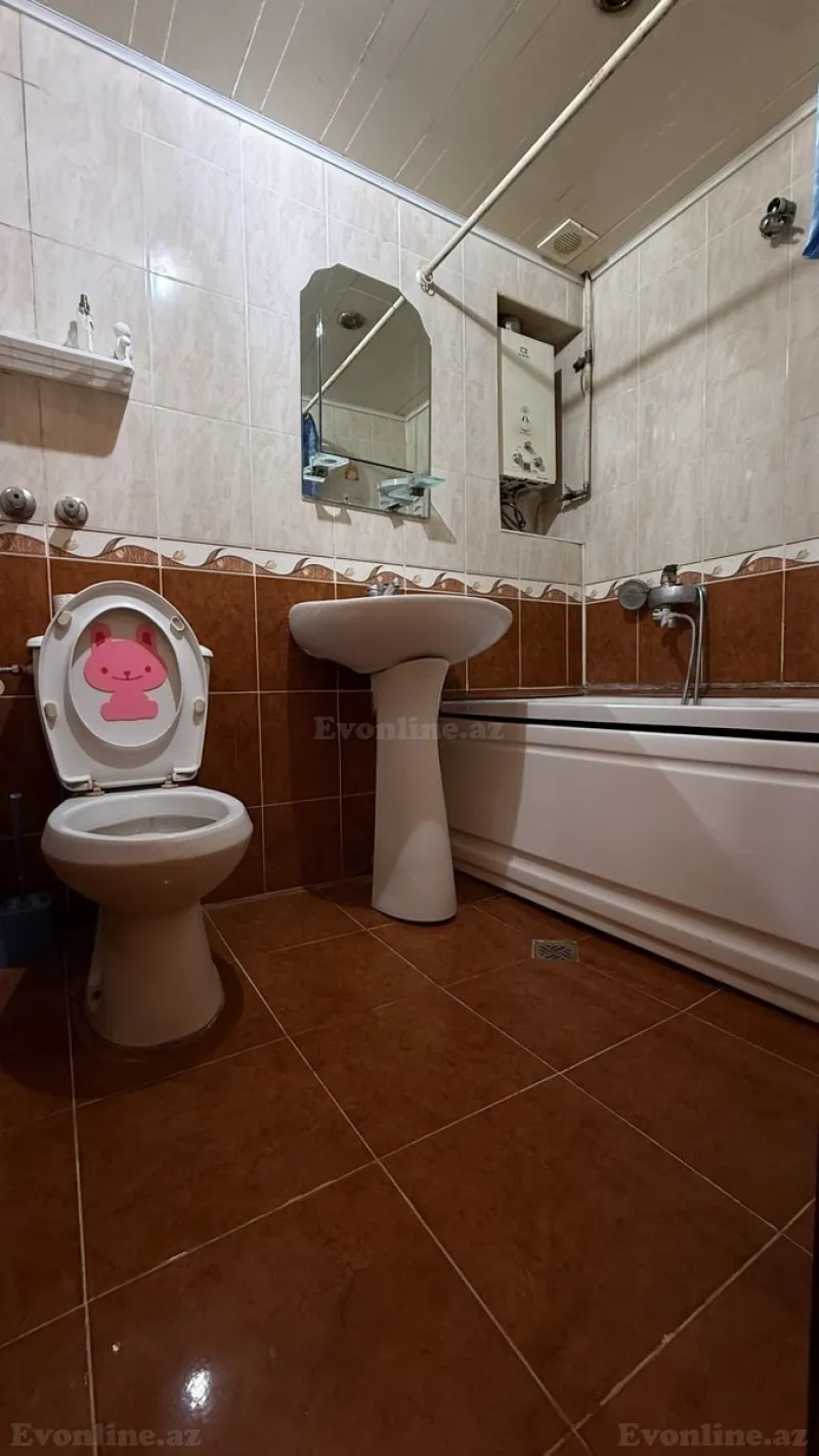 Satılır 2 otaqlı Mənzil Köhnə tikili 60 m² Neftçilər m. - şəkil 7