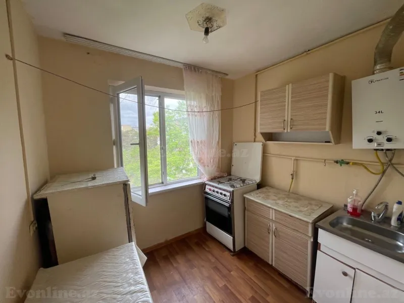 Satılır 1 otaqlı Mənzil Köhnə tikili 36 m² Neftçilər m. - şəkil 4