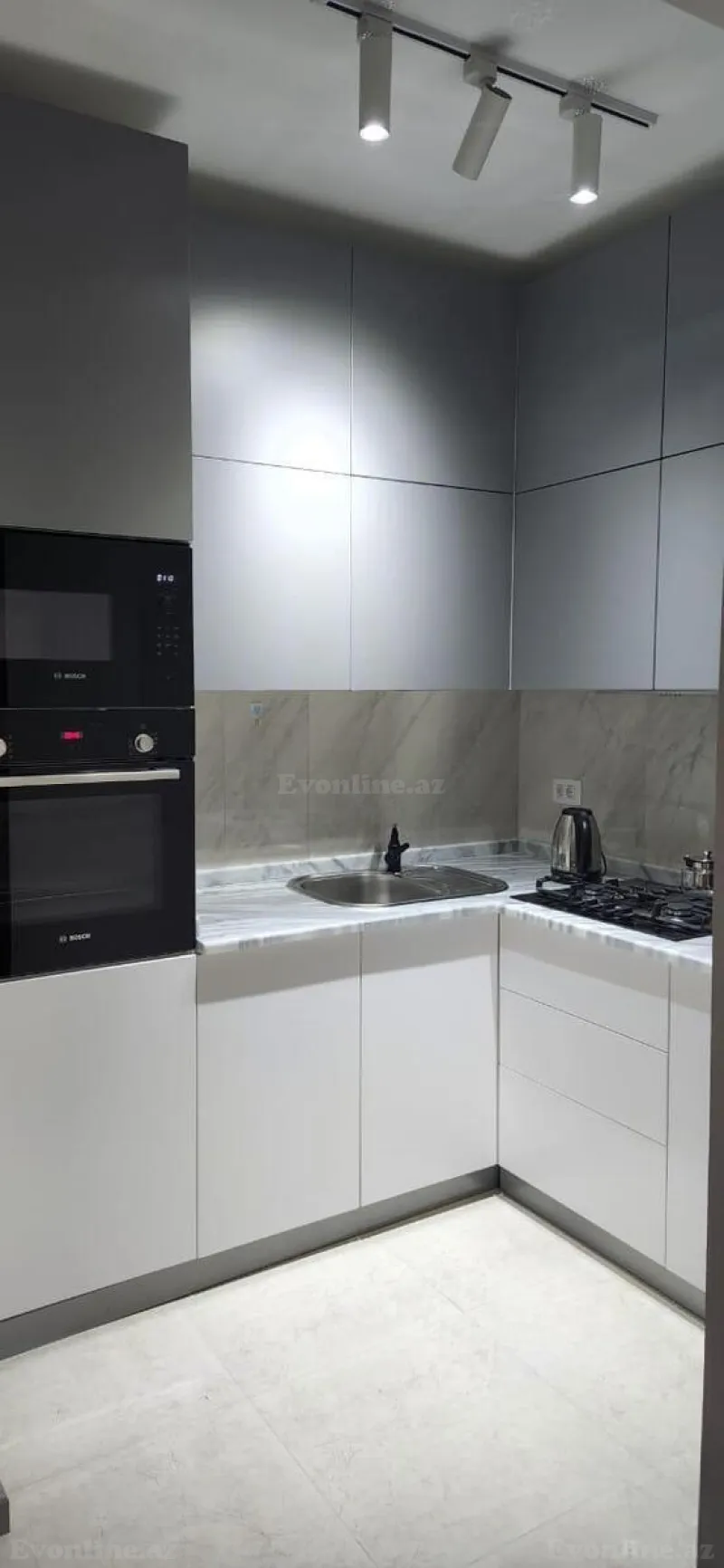 Kirayə verilir 2 otaqlı Mənzil Yeni tikili 70 m² Nərimanov r. - şəkil 19