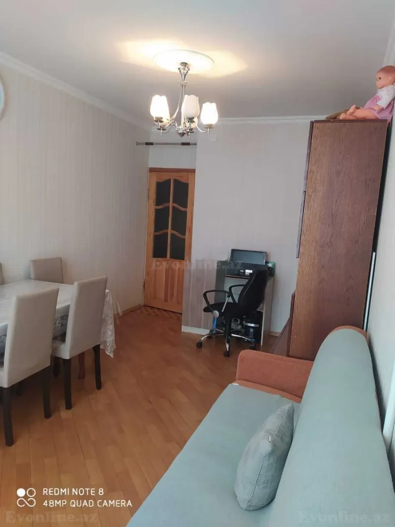 Satılır 3 otaqlı Mənzil Köhnə tikili 45 m² Həzi Aslanov m. - şəkil 2