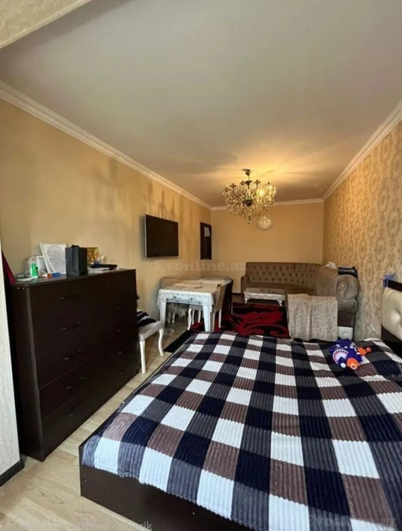Satılır 4 otaqlı Mənzil Köhnə tikili 120 m² Azadlıq prospekti m. - şəkil 2