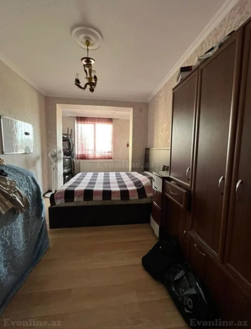 Satılır 4 otaqlı Mənzil Köhnə tikili 120 m² Azadlıq prospekti m. - şəkil 4