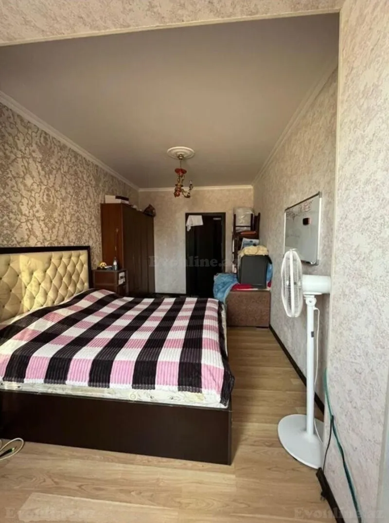 Satılır 4 otaqlı Mənzil Köhnə tikili 120 m² Azadlıq prospekti m. - şəkil 5