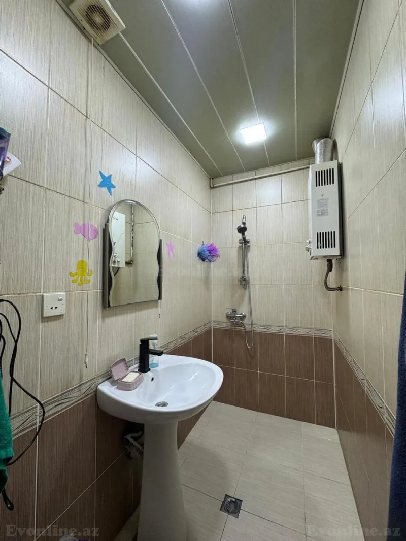 Satılır 4 otaqlı Mənzil Köhnə tikili 95 m² Xətai r. - şəkil 11