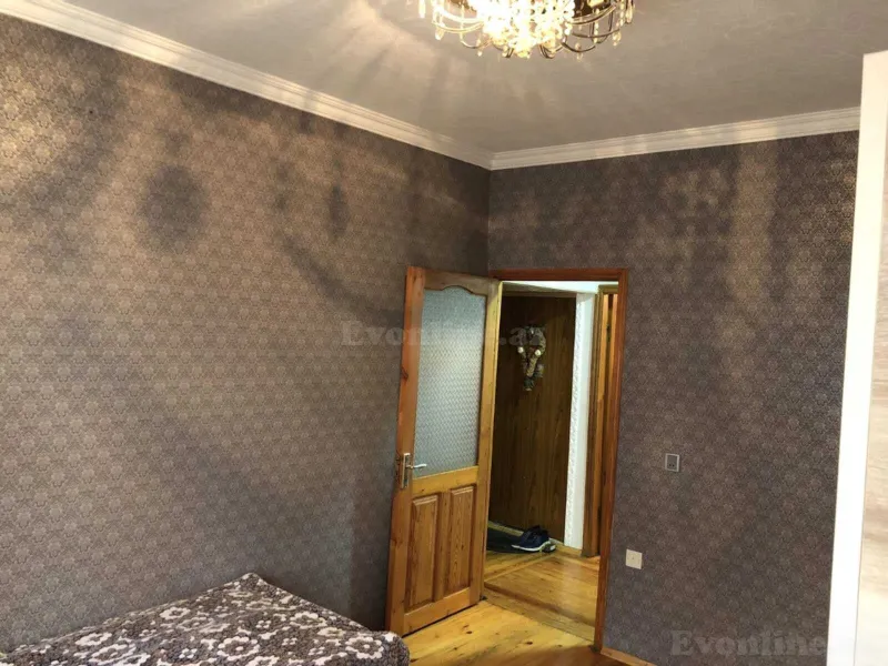 Kirayə verilir 2 otaqlı Mənzil Köhnə tikili 65 m² Nərimanov r. - şəkil 4