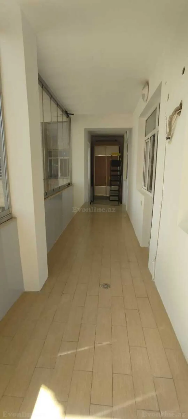 Kirayə verilir 3 otaqlı Mənzil Yeni tikili 150 m² Nərimanov r. - şəkil 18