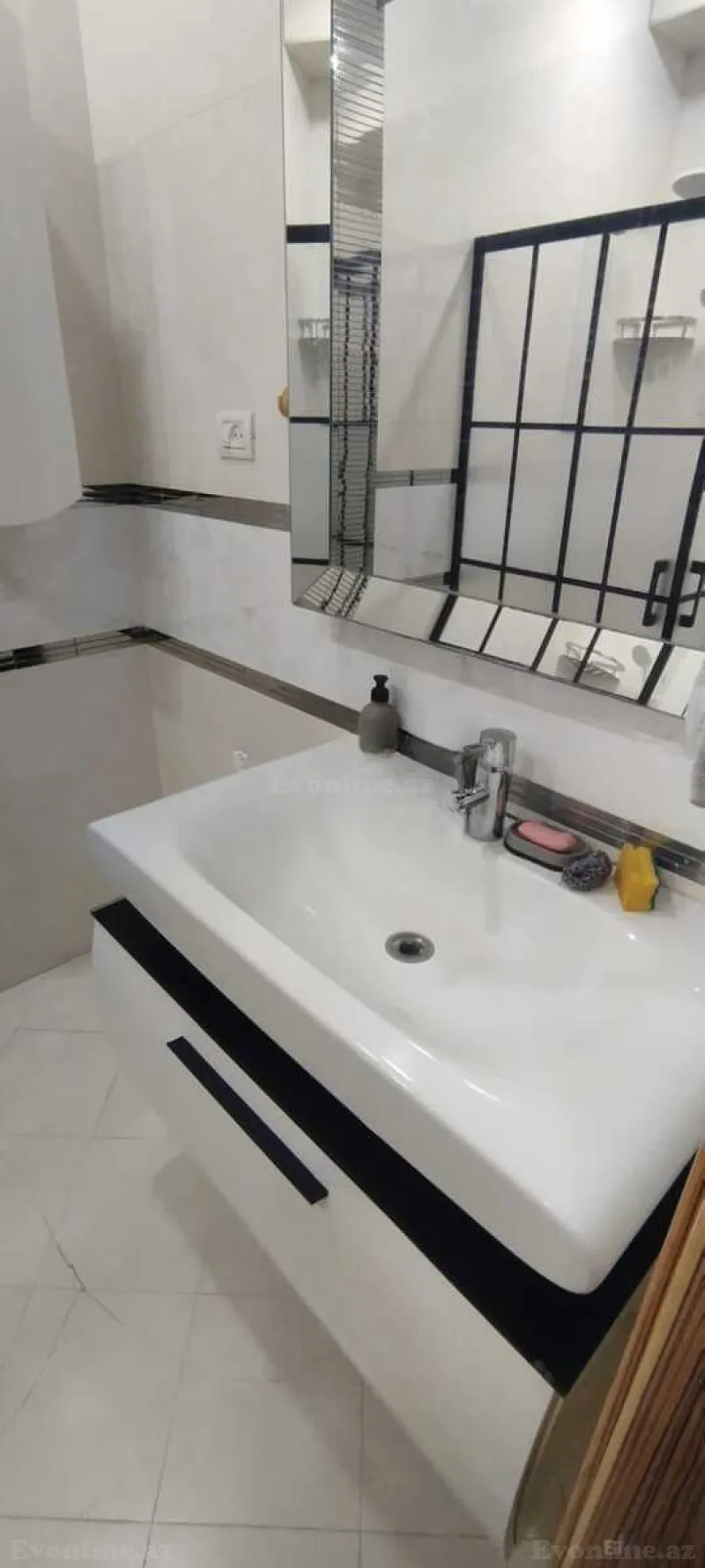 Kirayə verilir 3 otaqlı Mənzil Yeni tikili 150 m² Nərimanov r. - şəkil 26