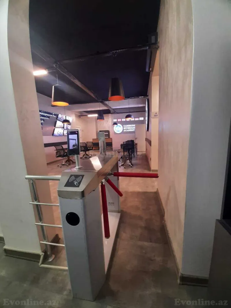 Kirayə verilir Ofis 340 m² Nəsimi r. - şəkil 10